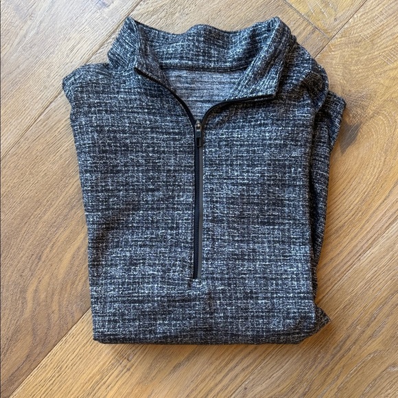 lululemon athletica Men's Charcoal Zip-Up Sweater - Picture 3 of 3